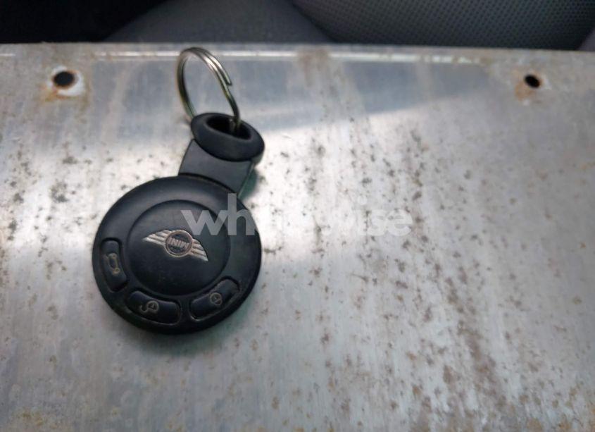 Photo 11 of 2010 Mini Cooper S CLUBMAN (VIN WMWMM3C57ATP94023)