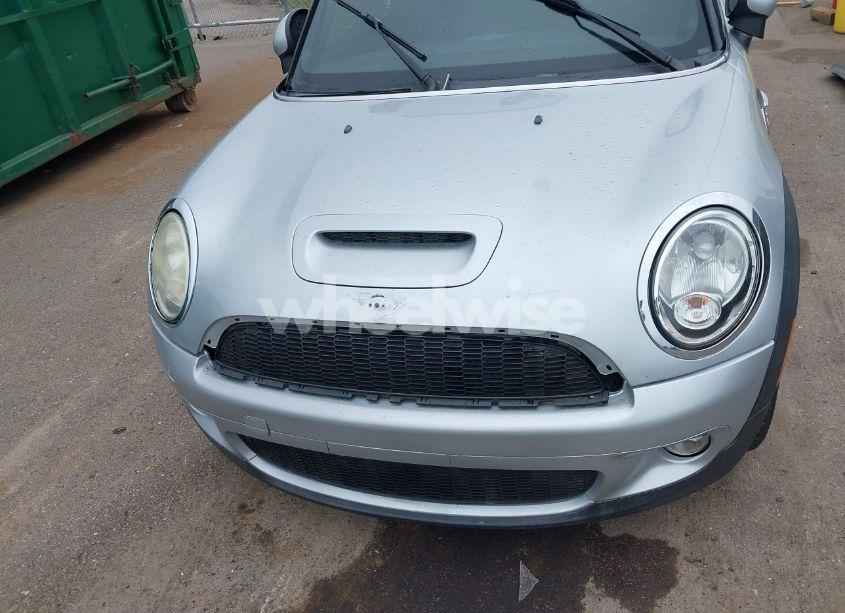Photo 6 of 2010 Mini Cooper S CLUBMAN (VIN WMWMM3C57ATP94023)