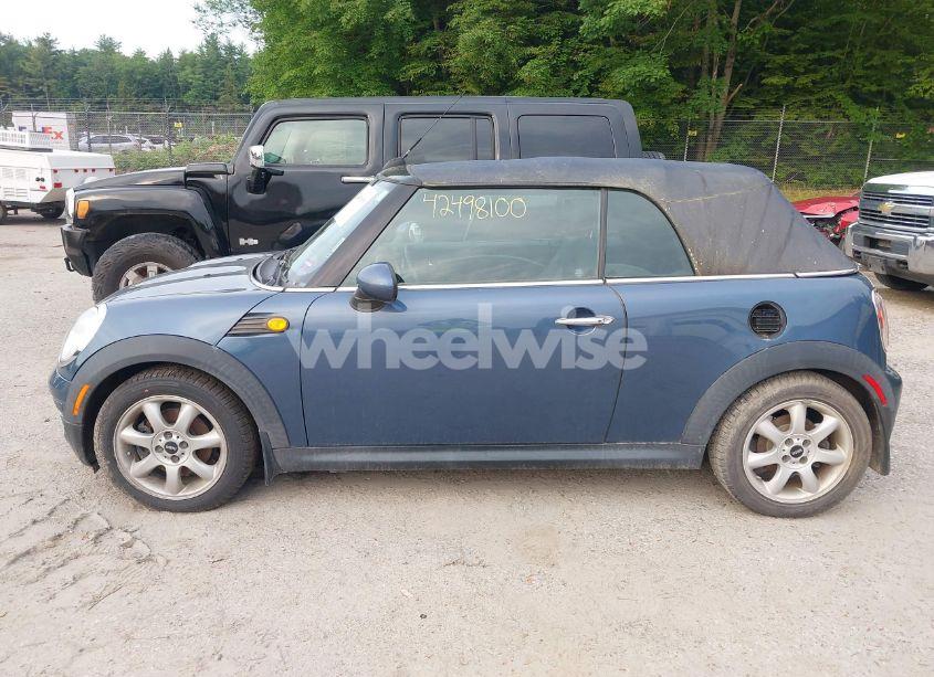 Photo 12 of 2009 Mini Cooper N/A (VIN WMWMR33559TU96647)
