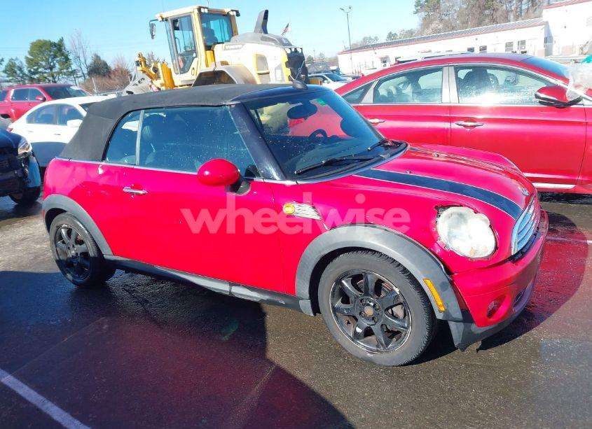 Photo 13 of 2009 Mini Cooper N/A (VIN WMWMR33569TU95961)