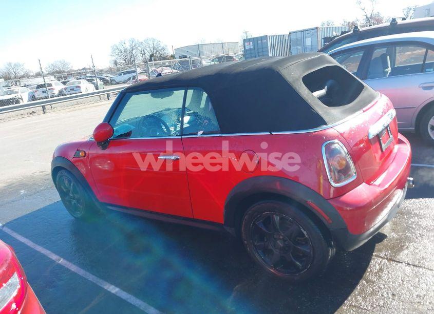 Photo 14 of 2009 Mini Cooper N/A (VIN WMWMR33569TU95961)