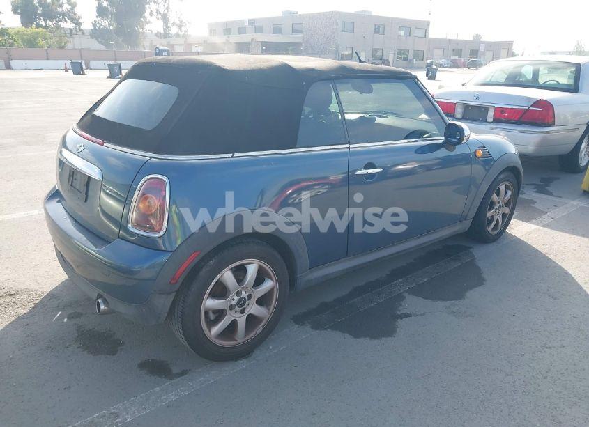 Photo 4 of 2010 Mini Cooper N/A (VIN WMWMR3C56ATU98301)