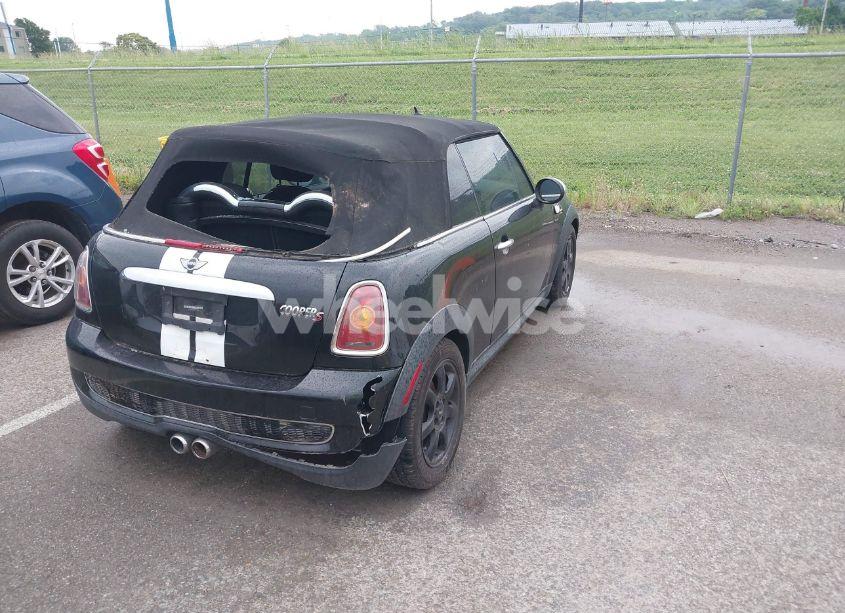 Photo 4 of 2010 Mini Cooper S (VIN WMWMS3C51ATY51760)