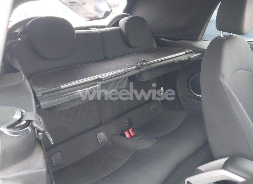 Photo 8 of 2010 Mini Cooper S (VIN WMWMS3C51ATY51760)