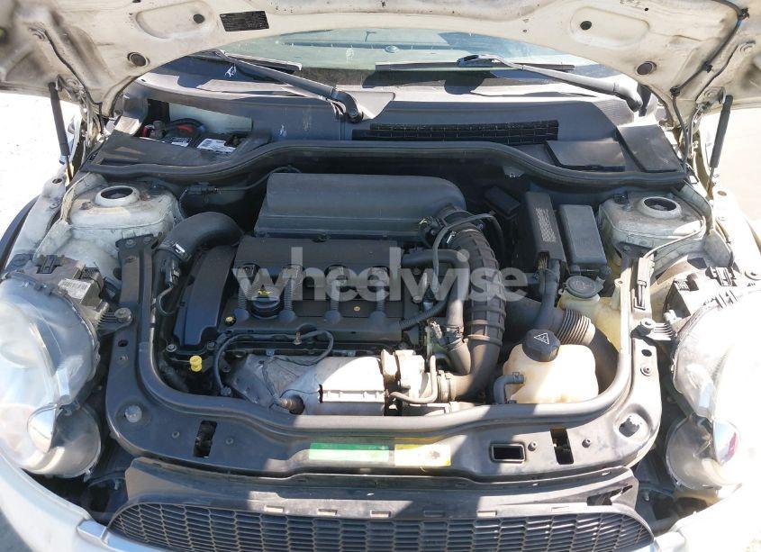 Photo 10 of 2010 Mini Cooper S (VIN WMWMS3C59ATY09465)