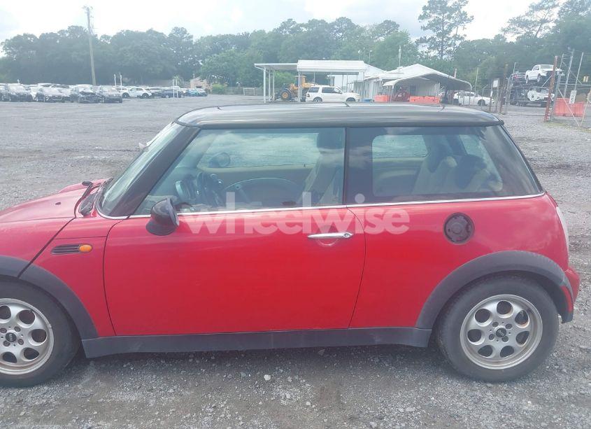 Photo 14 of 2004 Mini Cooper (VIN WMWRC33404TJ58399)