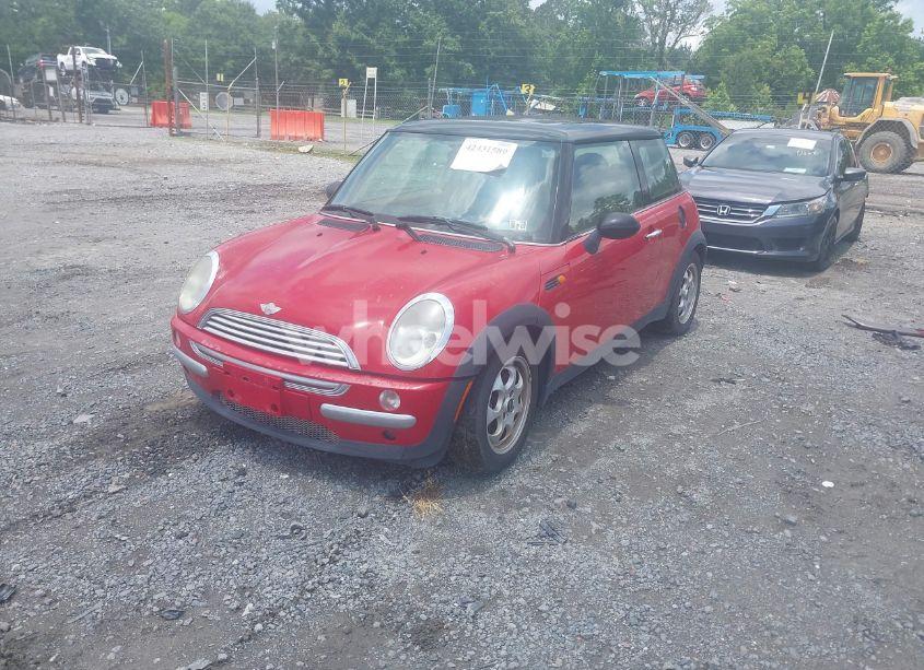 Photo 2 of 2004 Mini Cooper (VIN WMWRC33404TJ58399)