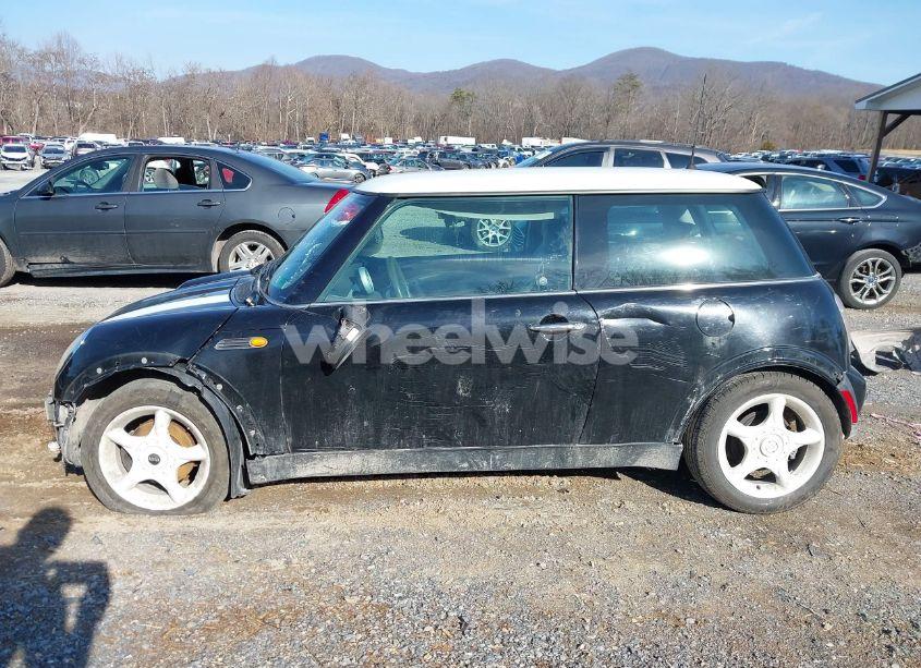 Photo 15 of 2002 Mini Cooper N/A (VIN WMWRC33412TC31893)