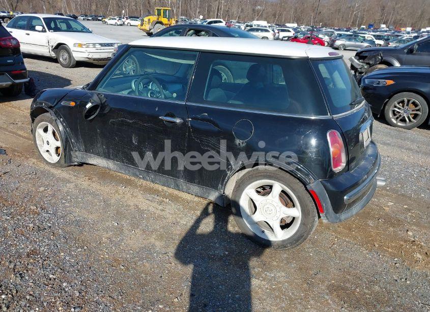 Photo 3 of 2002 Mini Cooper N/A (VIN WMWRC33412TC31893)