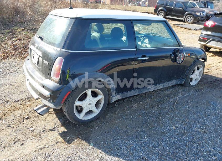 Photo 4 of 2002 Mini Cooper N/A (VIN WMWRC33412TC31893)