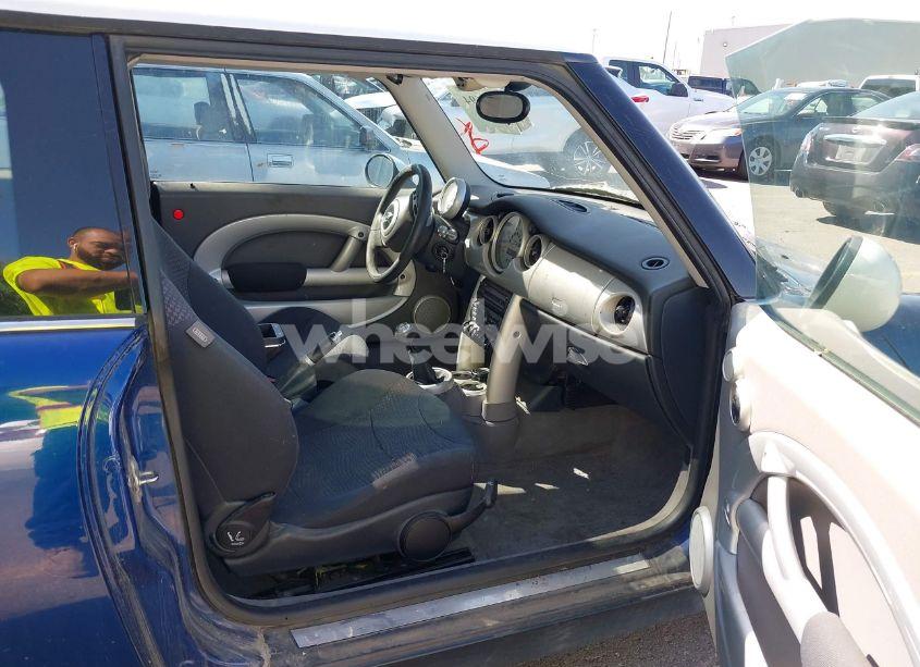 Photo 5 of 2003 Mini Cooper N/A (VIN WMWRC33413TC44449)