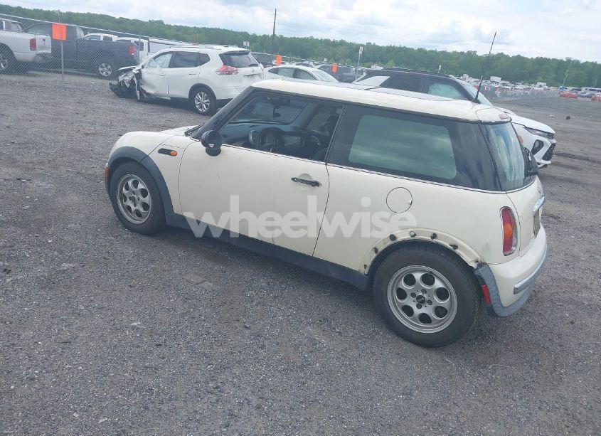 Photo 3 of 2004 Mini Cooper (VIN WMWRC33424TC53596)