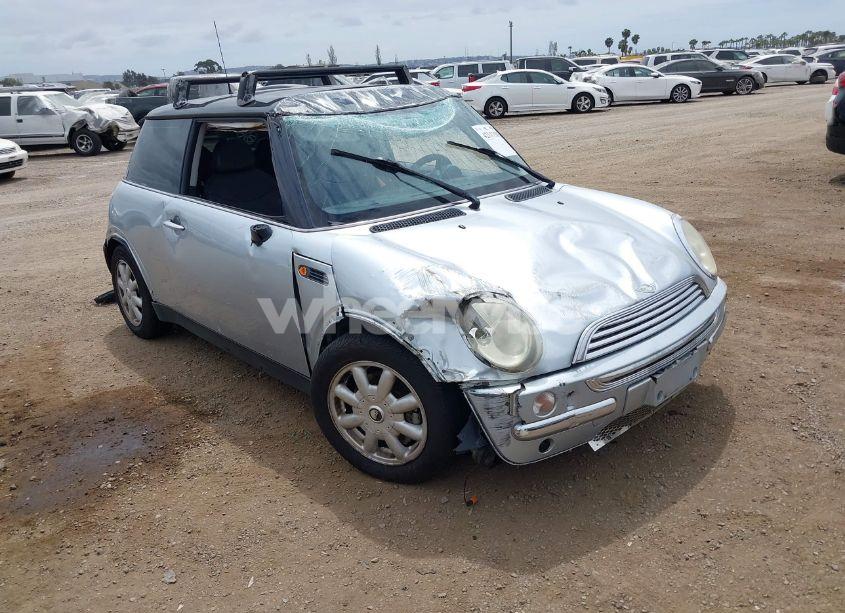2004 Mini Cooper (VIN WMWRC33434TJ57506) main photo