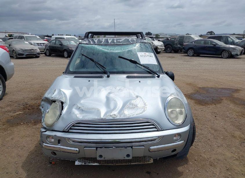 Photo 12 of 2004 Mini Cooper (VIN WMWRC33434TJ57506)