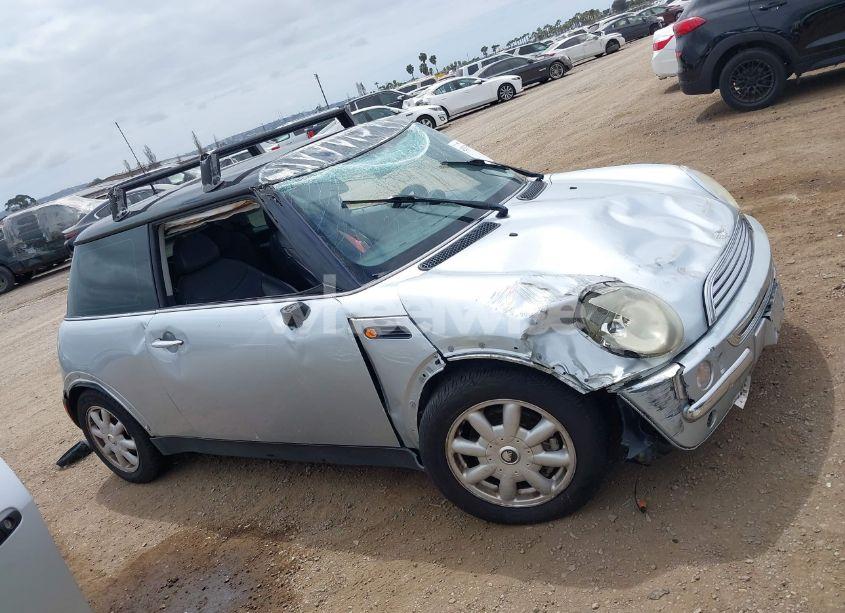 Photo 13 of 2004 Mini Cooper (VIN WMWRC33434TJ57506)