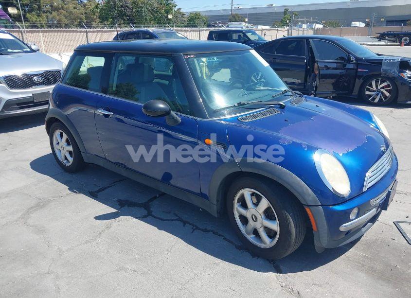 2004 Mini Cooper (VIN WMWRC33444TC50120) main photo