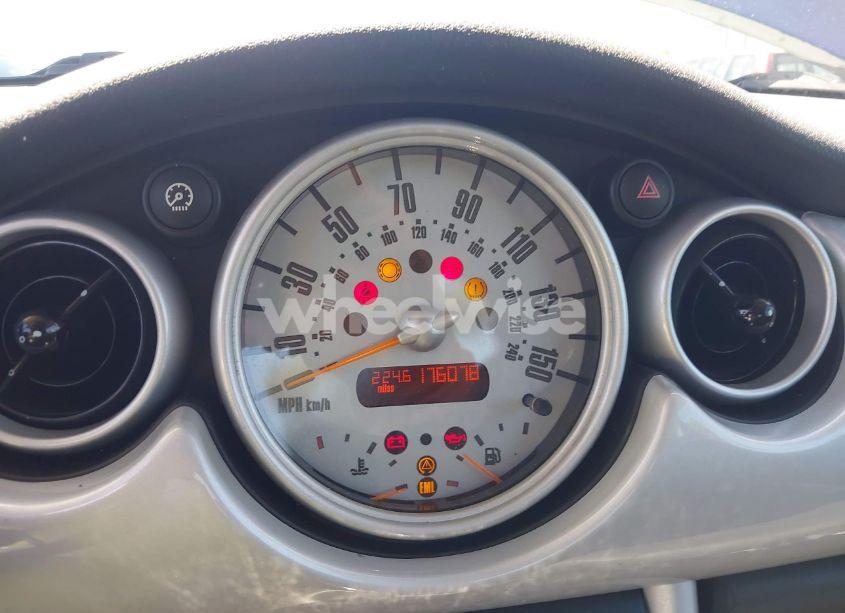 Photo 7 of 2004 Mini Cooper (VIN WMWRC33444TC50120)