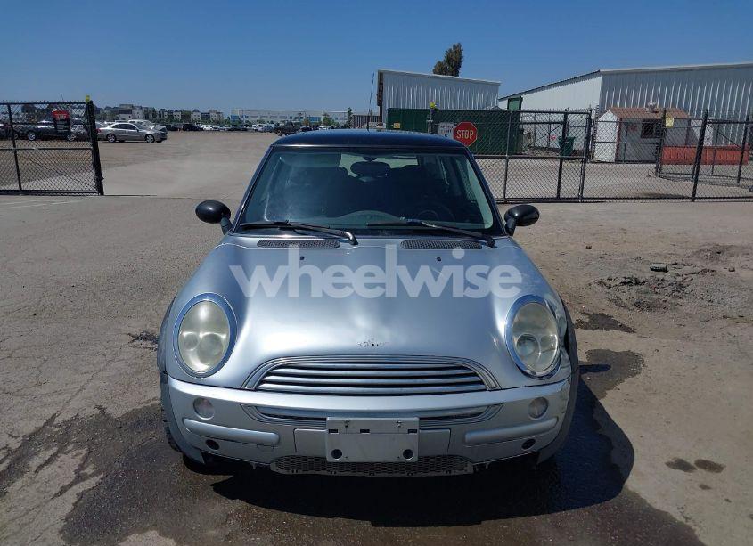 Photo 12 of 2004 Mini Cooper (VIN WMWRC33444TJ53562)