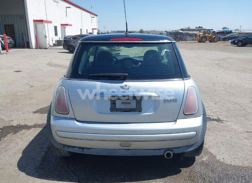 Photo 16 of 2004 Mini Cooper (VIN WMWRC33444TJ53562)