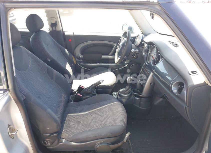 Photo 5 of 2004 Mini Cooper (VIN WMWRC33444TJ53562)