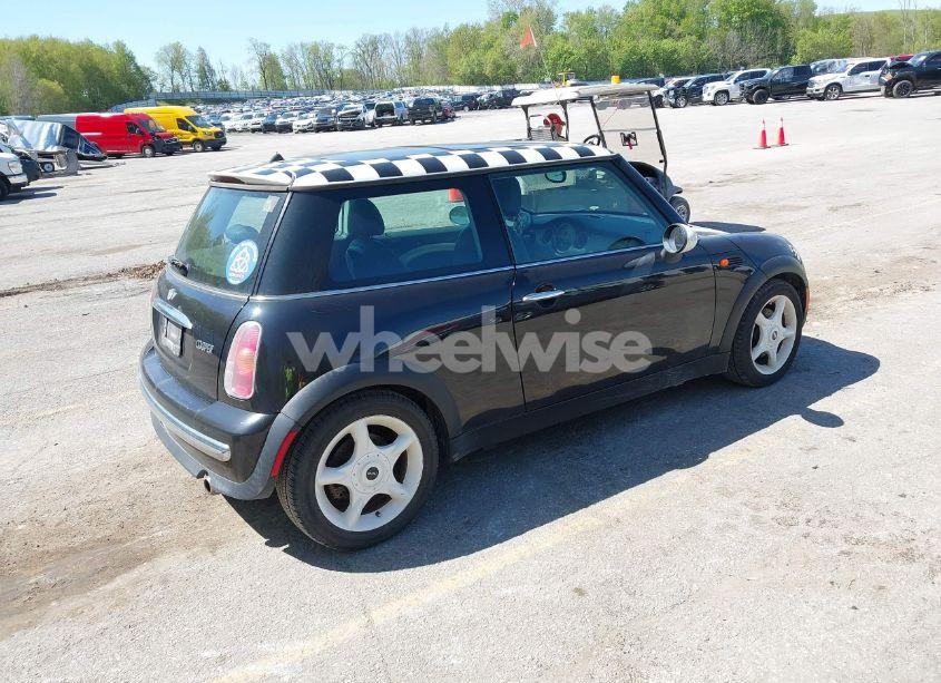 Photo 4 of 2003 Mini Cooper N/A (VIN WMWRC33463TC41773)