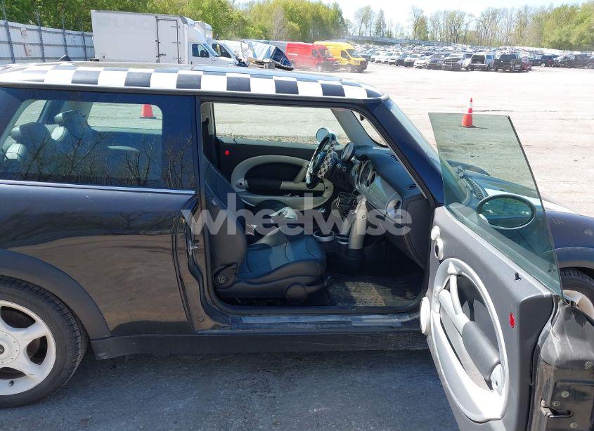 Photo 5 of 2003 Mini Cooper N/A (VIN WMWRC33463TC41773)