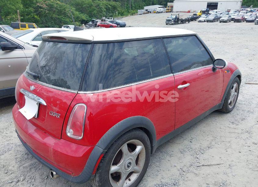 Photo 4 of 2005 Mini Cooper (VIN WMWRC33505TK62708)