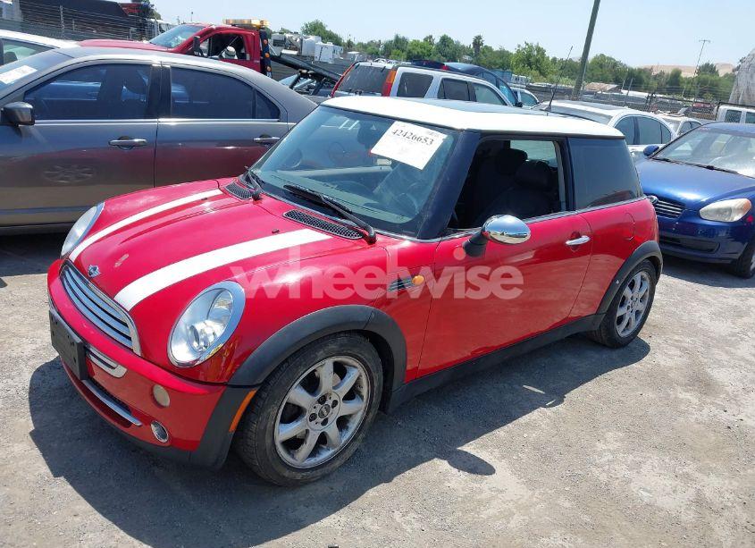 Photo 2 of 2006 Mini Cooper N/A (VIN WMWRC33526TK65935)