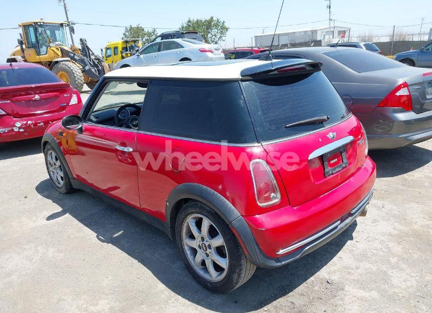 Photo 3 of 2006 Mini Cooper N/A (VIN WMWRC33526TK65935)