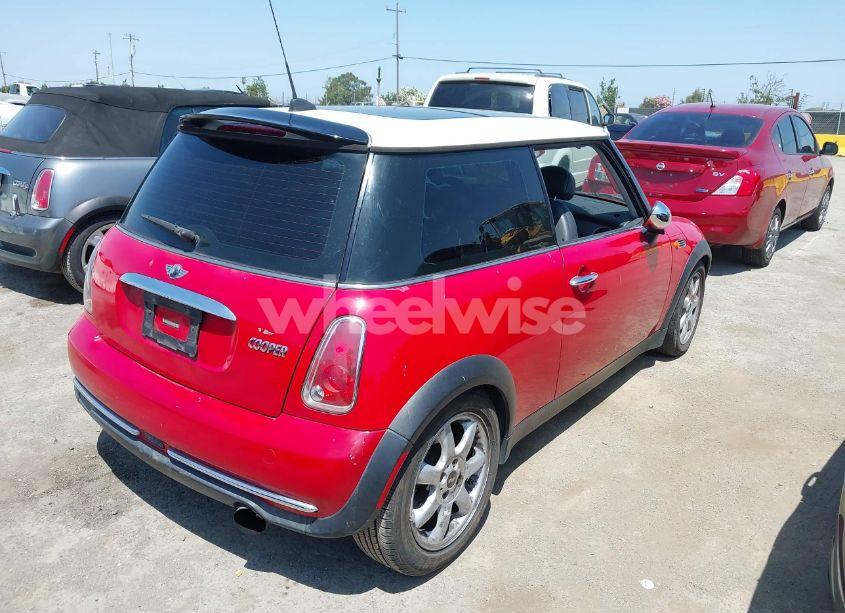 Photo 4 of 2006 Mini Cooper N/A (VIN WMWRC33526TK65935)