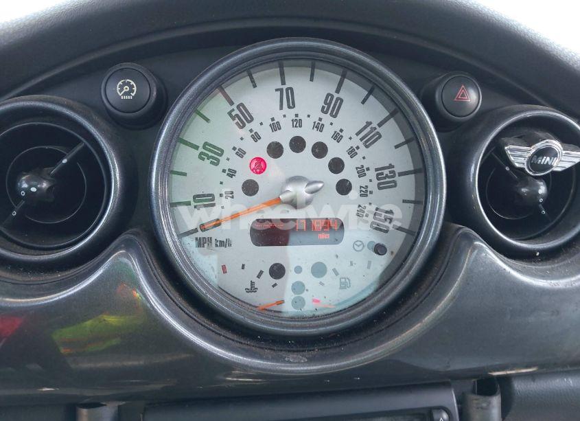 Photo 7 of 2006 Mini Cooper N/A (VIN WMWRC33526TK65935)