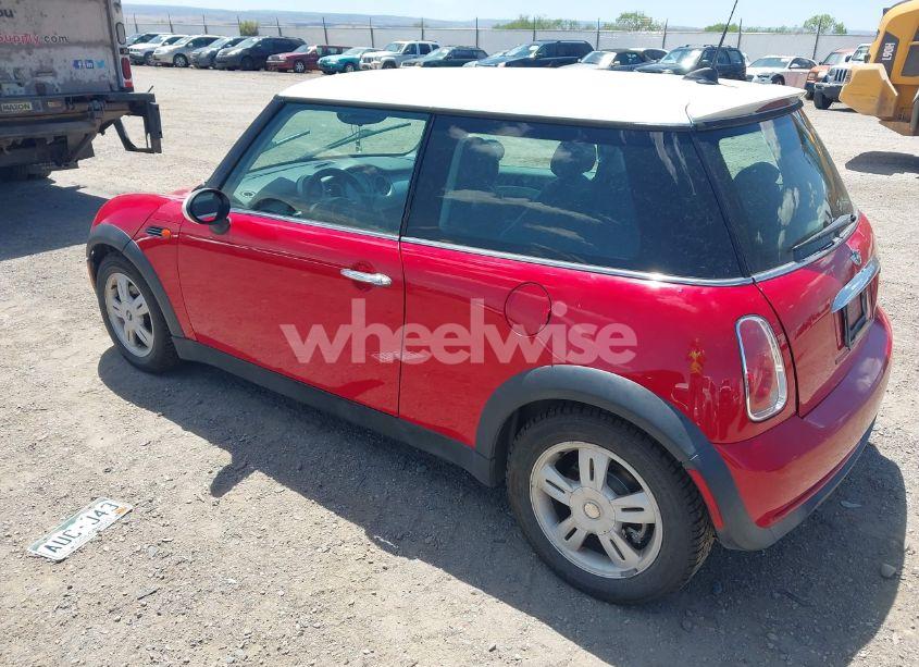 Photo 3 of 2006 Mini Cooper N/A (VIN WMWRC33556TK72619)