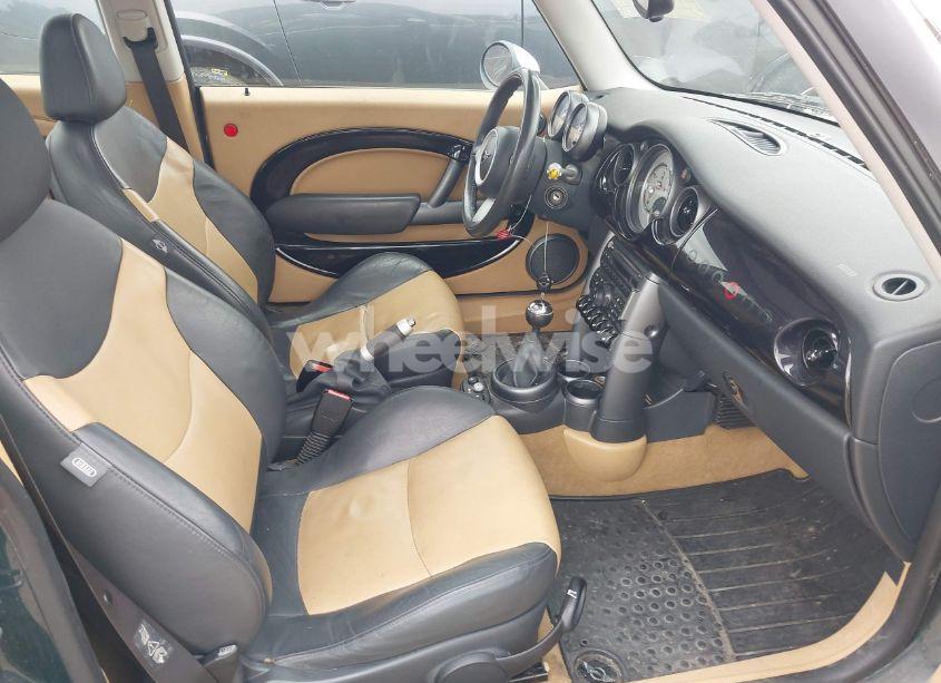 Photo 5 of 2006 Mini Cooper N/A (VIN WMWRC33566TK67977)