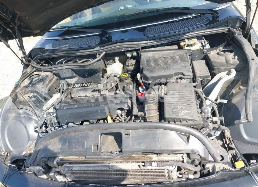 Photo 10 of 2005 Mini Cooper (VIN WMWRC335X5TJ72336)