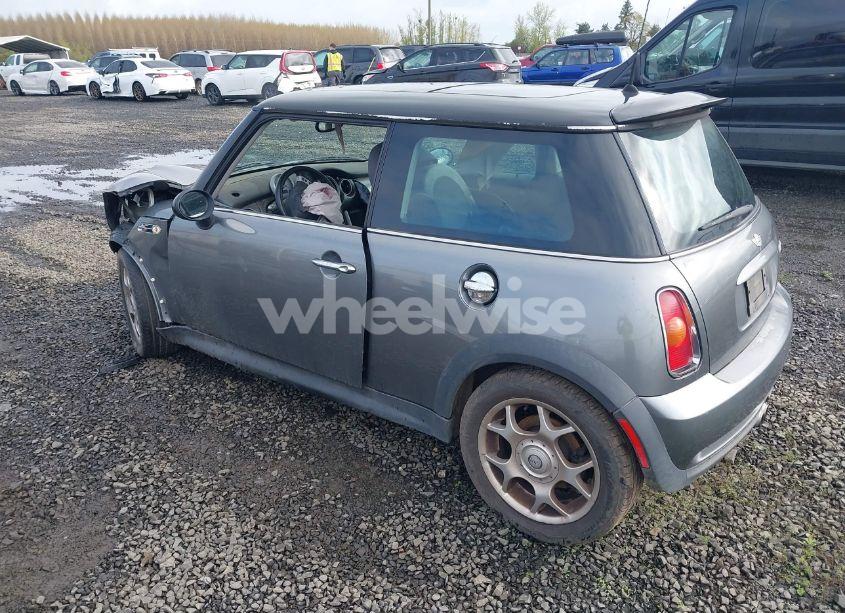 Photo 3 of 2004 Mini Cooper S (VIN WMWRE33434TD88466)