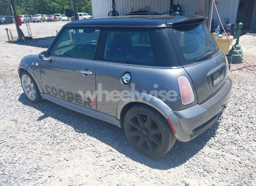 Photo 3 of 2004 Mini Cooper S (VIN WMWRE33444TD78125)