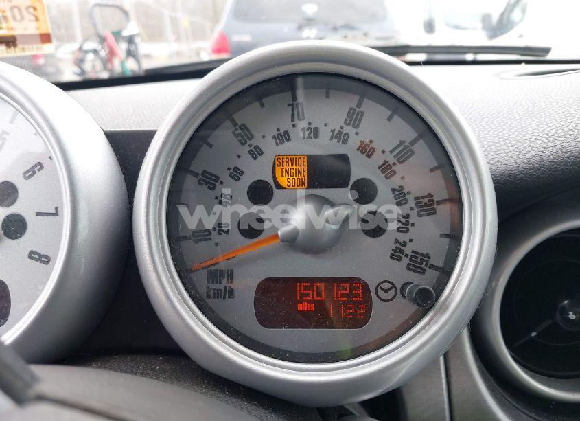 Photo 7 of 2005 Mini Cooper S (VIN WMWRE33445TD93578)