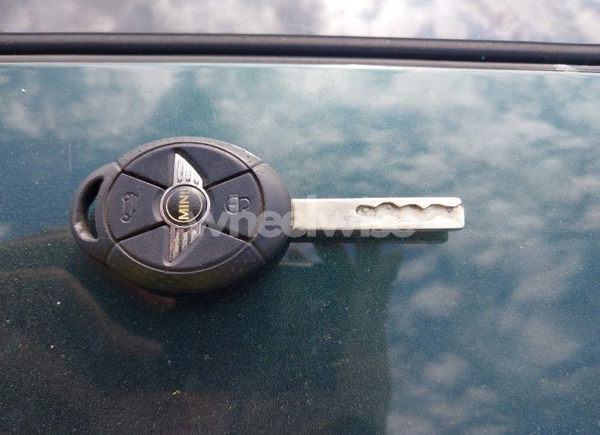 Photo 11 of 2005 Mini Cooper S (VIN WMWRE33455TD95288)