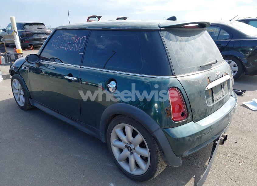 Photo 3 of 2005 Mini Cooper S (VIN WMWRE33455TD95288)