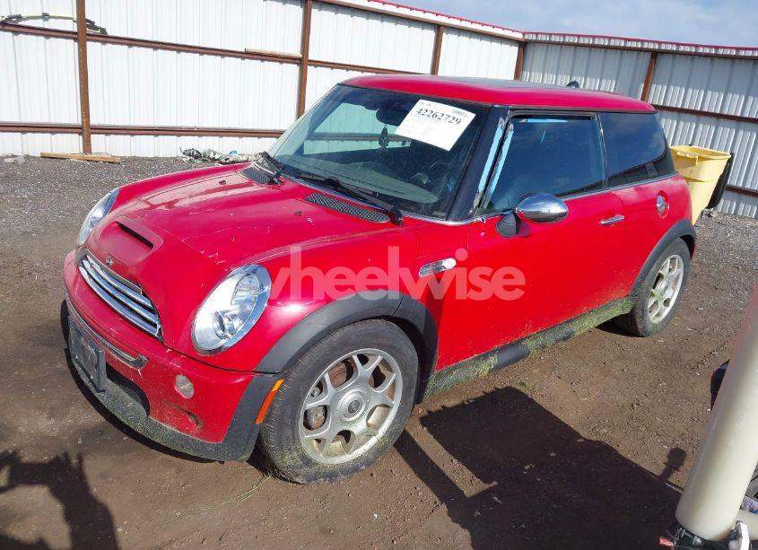 Photo 2 of 2005 Mini Cooper S (VIN WMWRE33475TG95480)