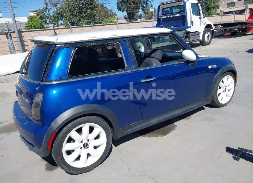 Photo 4 of 2004 Mini Cooper S (VIN WMWRE33494TD89427)