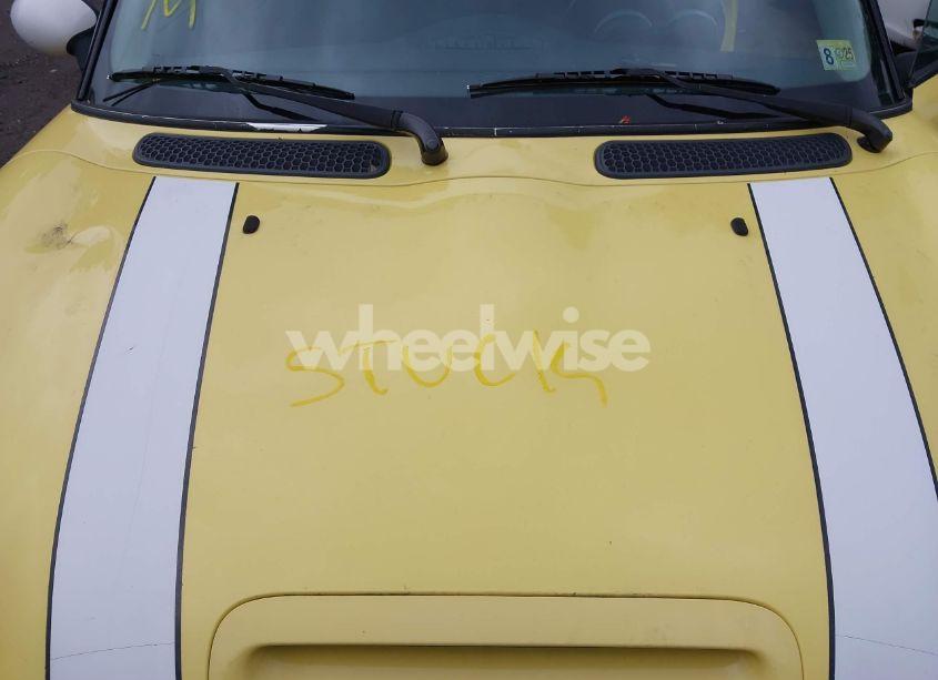 Photo 10 of 2005 Mini Cooper S (VIN WMWRE33505TL10590)