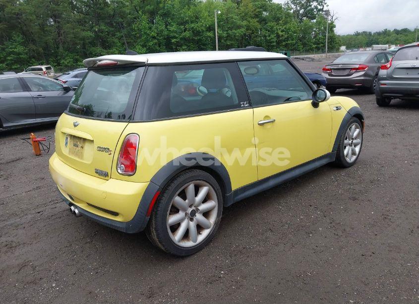 Photo 4 of 2005 Mini Cooper S (VIN WMWRE33505TL10590)