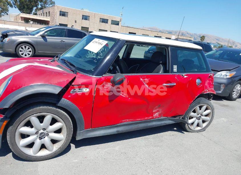 Photo 6 of 2005 Mini Cooper S (VIN WMWRE33515TG96312)