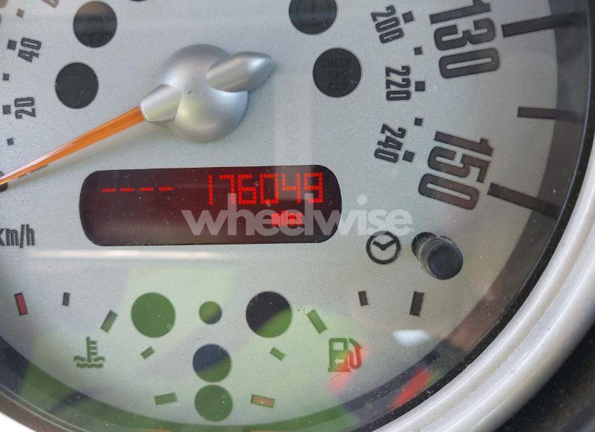 Photo 7 of 2005 Mini Cooper S (VIN WMWRE33515TG96312)