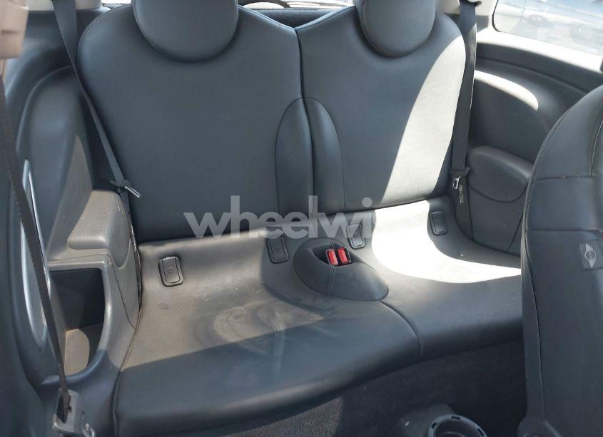 Photo 8 of 2005 Mini Cooper S (VIN WMWRE33515TG96312)