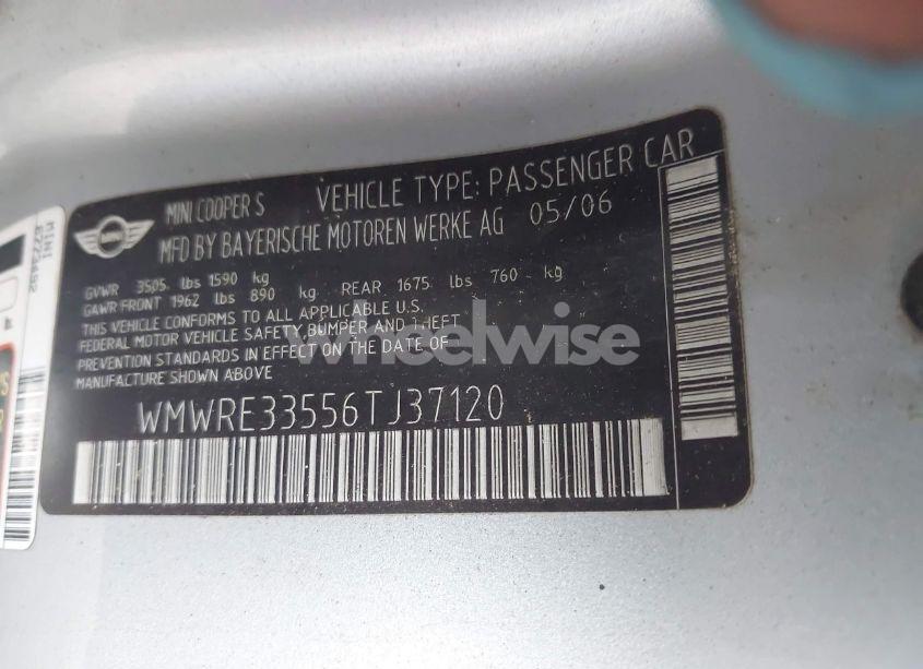 Photo 9 of 2006 Mini Cooper S (VIN WMWRE33556TJ37120)