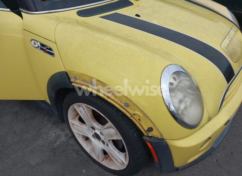 Photo 6 of 2005 Mini Cooper S (VIN WMWRE33565TG96225)