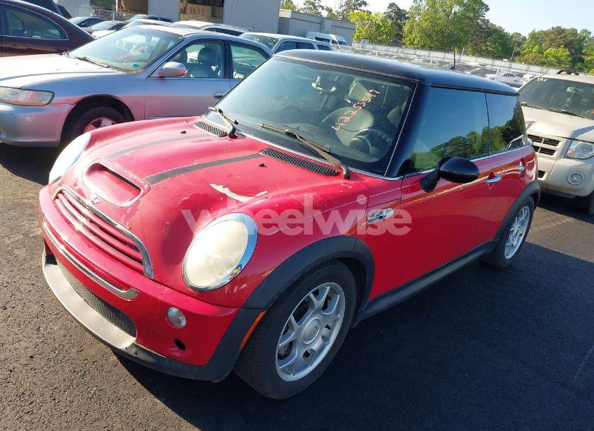 Photo 2 of 2006 Mini Cooper S (VIN WMWRE33586TJ34762)