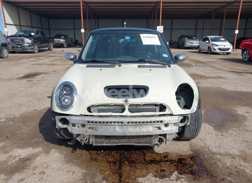 Photo 12 of 2006 Mini Cooper S (VIN WMWRE335X6TL19914)